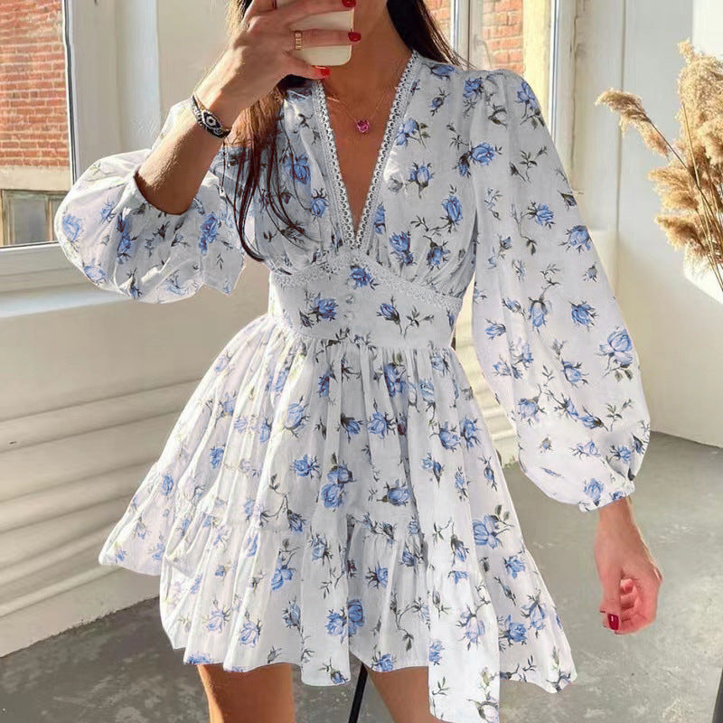 Printed V-neck pleated short long sleeved dress for women